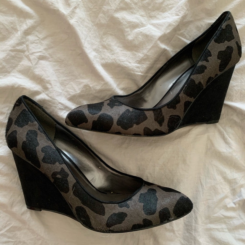 Nine West Animal Print Pony Hair Wedge 10 1/2